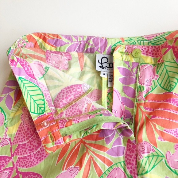 NWT Lilly Pulitzer "Lilly Capris" in Guava Green Frogs Palm Trees Foliage Sz 4 - Picture 2 of 10